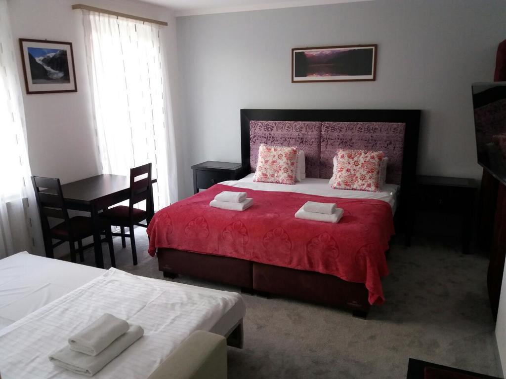 Pension Kiwi Mikulov Dış mekan fotoğraf